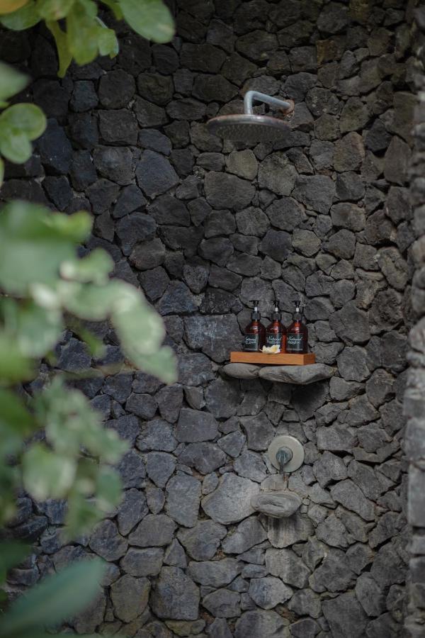 Secret Moon Beach House Jasri Bagian luar foto
